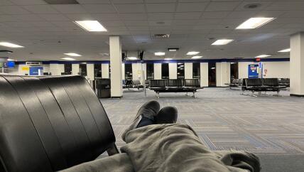 How to Avoid “Nightmare Layovers” in Business-Class Itineraries