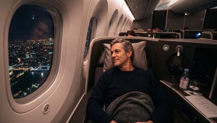 How to Fly Business Class Well: Tips for Better Sleep and Comfort How to Fly Business Class Well: Tips for Better Sleep and Comfort